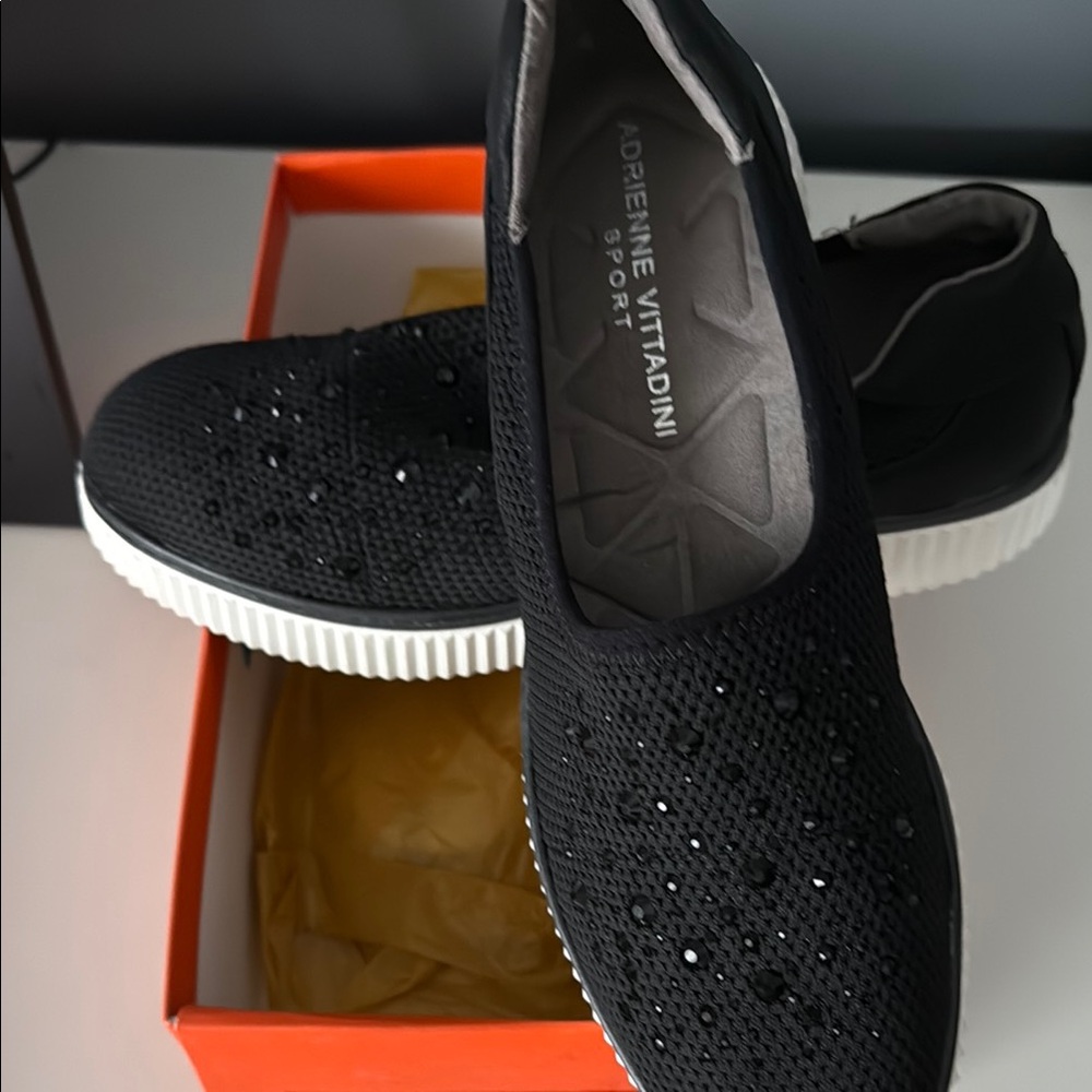 Adrienne Vittadini Sport Black Sneakers BRAND NEW